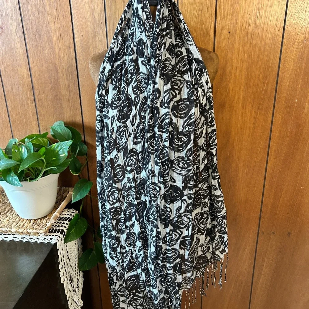 Linen Black White Rose Print Scarf Shawl Fringe Lightweight Bohemian Lightweight